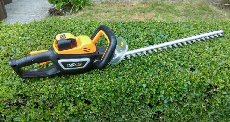 echo battery hedge trimmer review