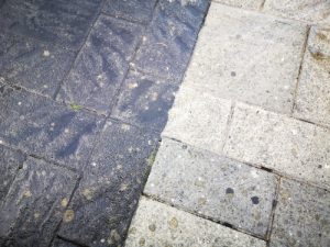 Cleaning patio slabs with bleach