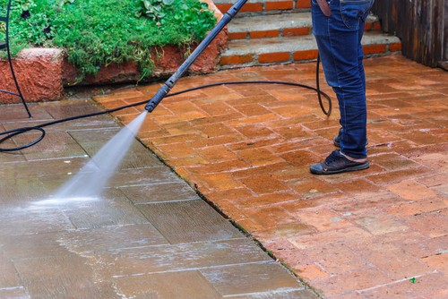 Choosing a professional grade pressure washer designed to last