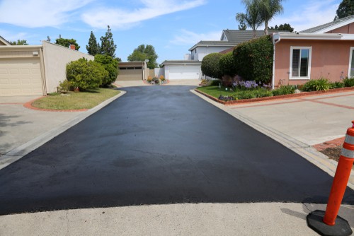 5 Best Tarmac Restorers & How To Apply Properly