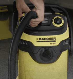 Karcher WD 5 Wet and dry vacuum being tested