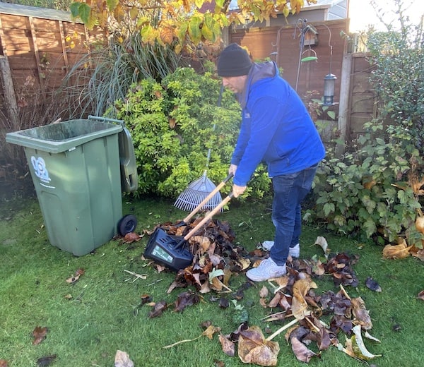 Using my leaf grabber combined with my favourite rake to clear leaves